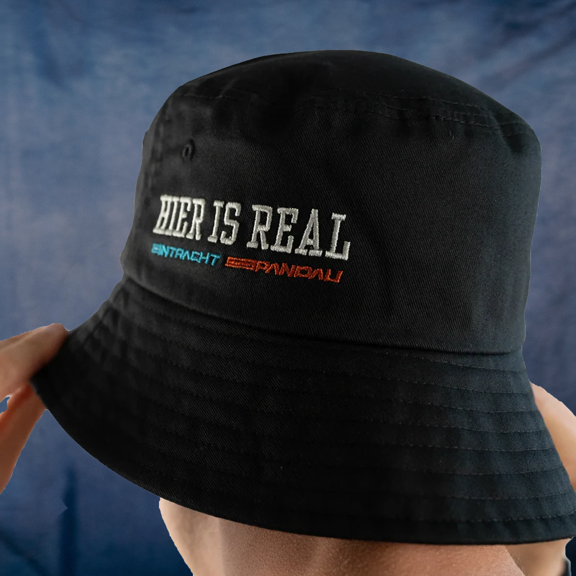 Bucket Hat "Hier is Real"